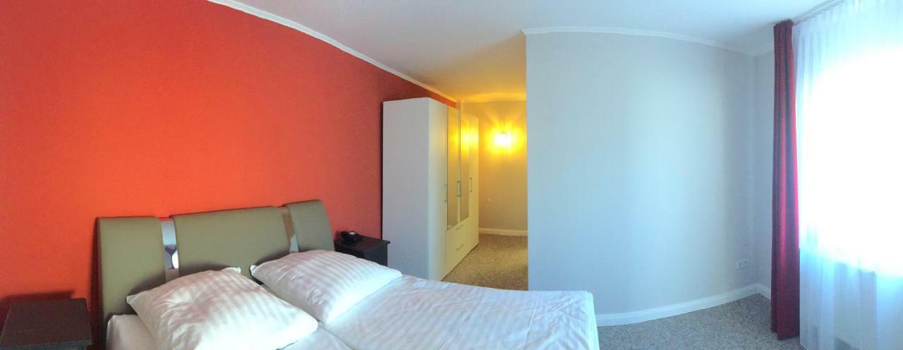 Seehotel Louise Dannenwalde Buitenkant foto